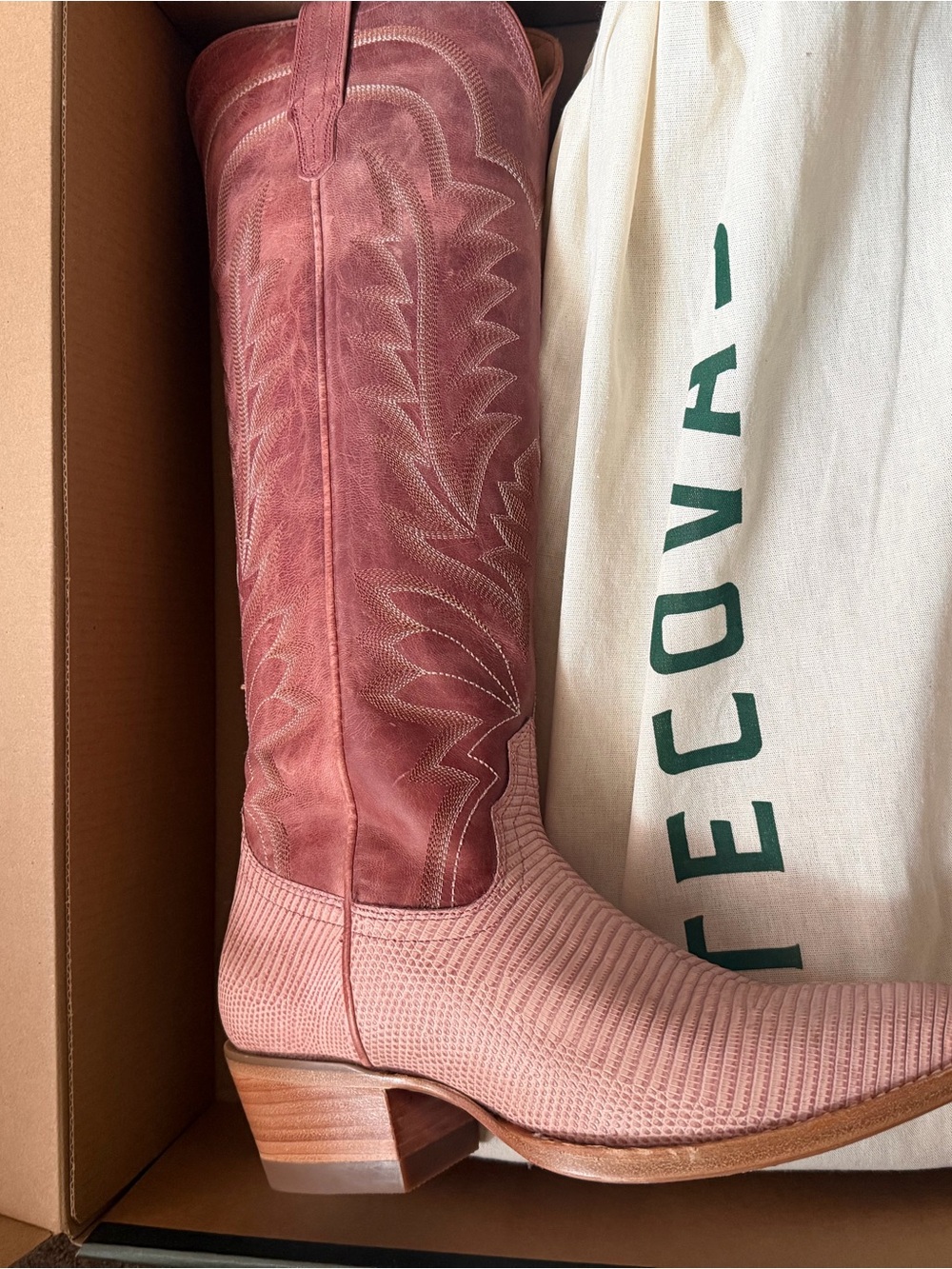 Tecovas Fhe Abby in lizard pink frost 7.5b